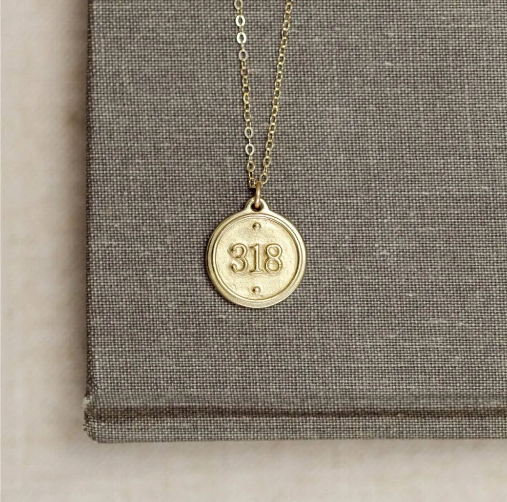 22" - Ephesians 3:18 (Petite Pendant Necklace)