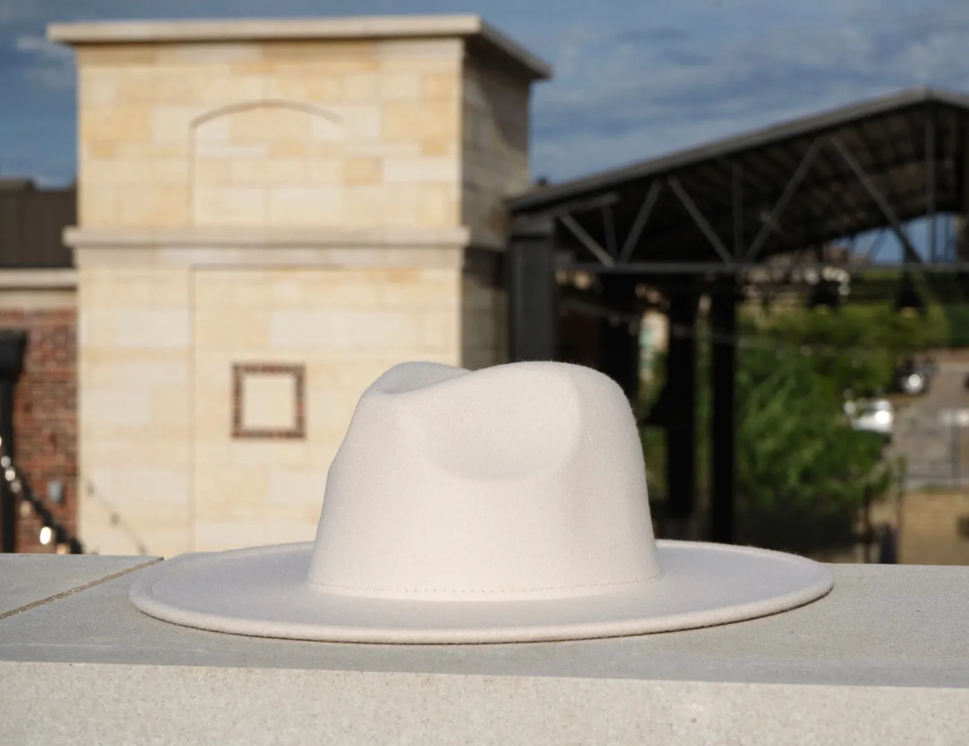 Atlanta Wide Brim Fedora - Ivory