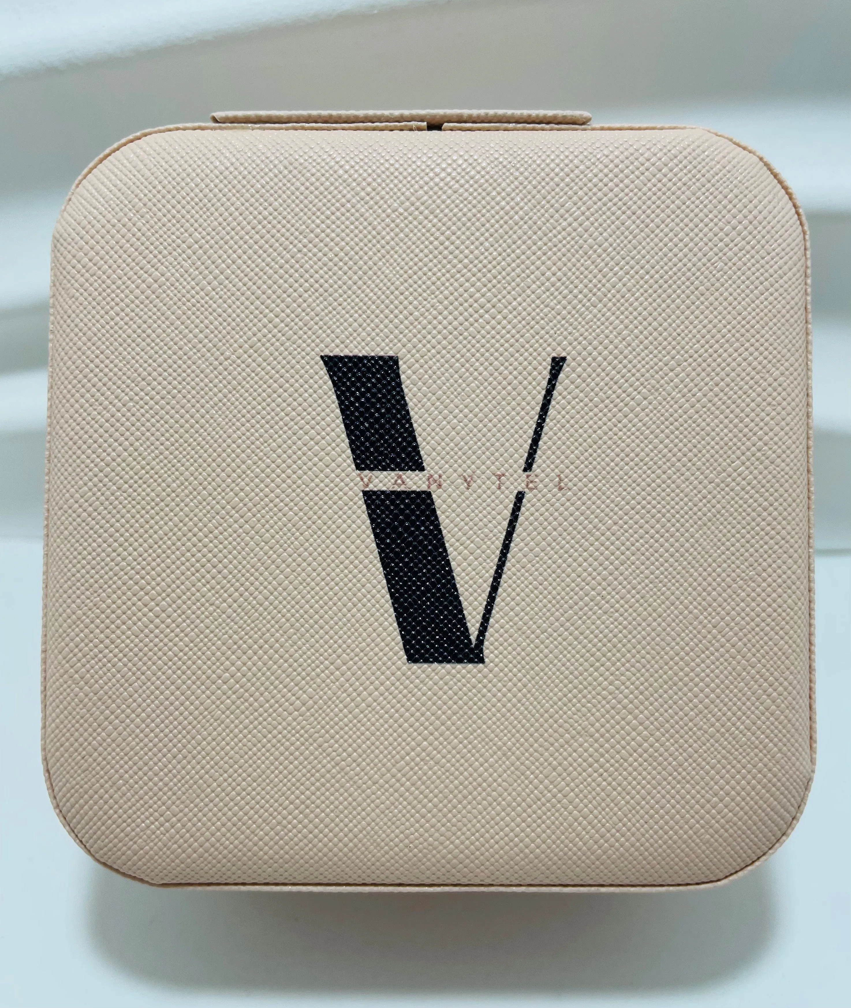 Vanytel Signature Jewelry Travel Box, Unisex